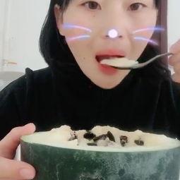 网爆热门大瓜吃瓜视频,吃瓜视频背后的真相与争议